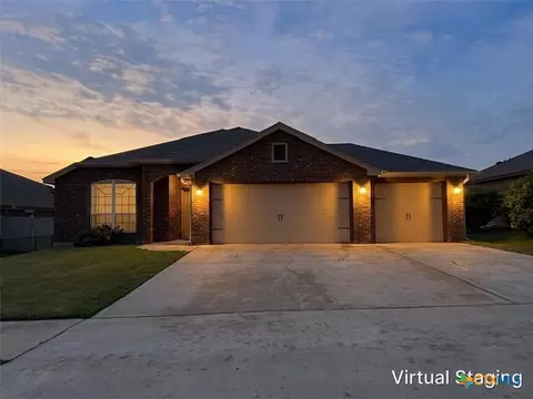 4302 Molly Dyer Dr, Killeen, TX 76549