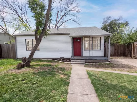 810 Attas Ave, Killeen, TX 76541