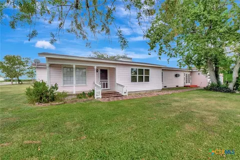 10610 State Highway 185, Victoria, TX 77905