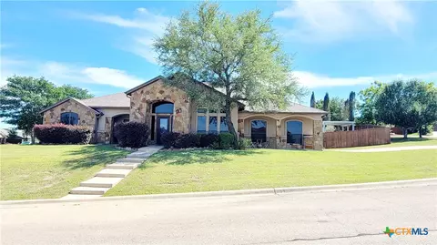 8001 Ridgeway Ct, Nolanville, TX 76559