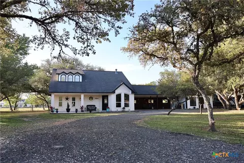 264 Live Oak Dr, Inez, TX 77968
