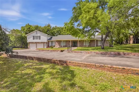 15 Jade Dr, Victoria, TX 77904