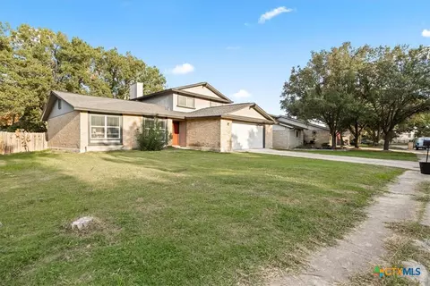 11926 Holm Oaks Dr, San Antonio, TX 78249
