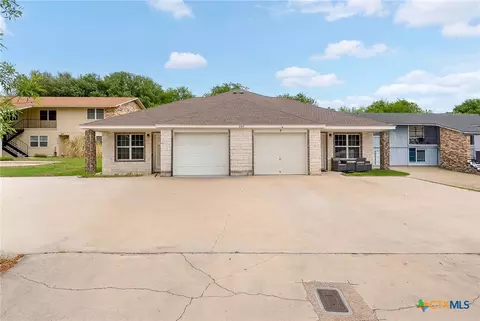 207 W Cardinal Ln, Harker Heights, TX 76548