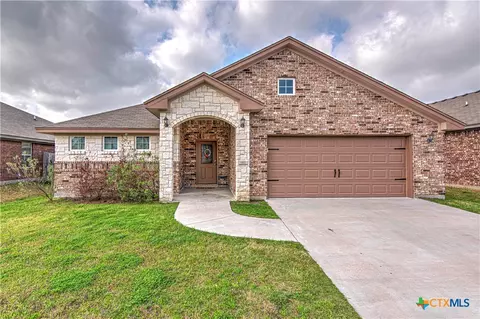 902 Earp Dr, Killeen, TX 76542