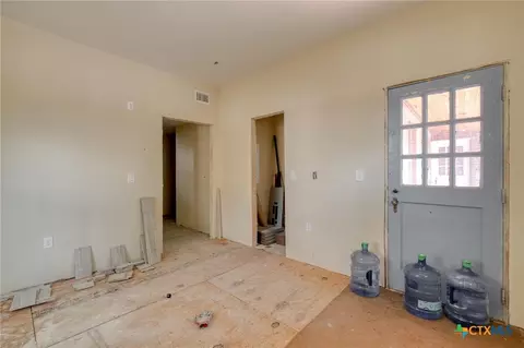 Other - 116 S Cypress Ave, Luling, TX 78648 photo 4 of 8