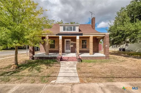 Exterior - 116 S Cypress Ave, Luling, TX 78648 photo 5 of 5