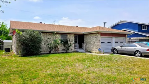 3206 Lake Travis Ave, Killeen, TX 76543