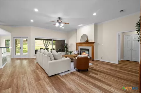 1205 Larkspur Ln, Temple, TX 76502