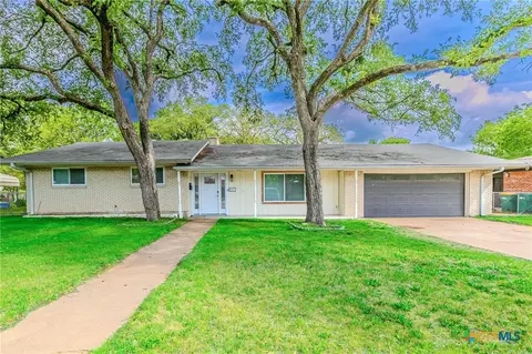 2411 Osage Rd, Gatesville, TX 76528