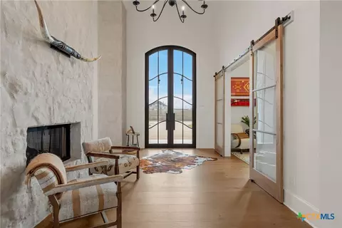 Entry Way - 117 Iris St, Lorena, TX 76655 photo 1 of 3