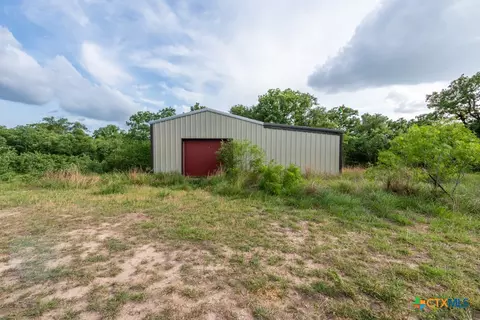 231 Abigail Ln, Luling, TX 78648 photo 7