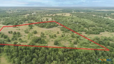 231 Abigail Ln, Luling, TX 78648 photo 17