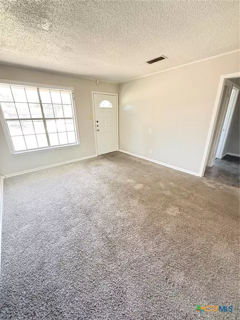 1008 Stephen St, Killeen, TX 76542