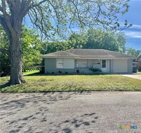 1503 Bexar Ave, Victoria, TX 77901