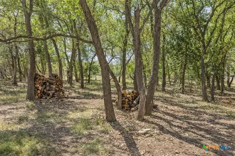 Exterior - 408 Rust Ranch Rd, Blanco, TX 78606 photo 7 of 9