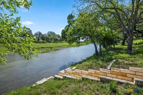 1313 Democrat St, Blanco, TX 78606