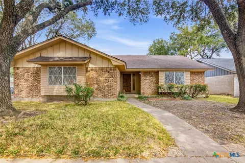 306 Antietam Dr, Victoria, TX 77904