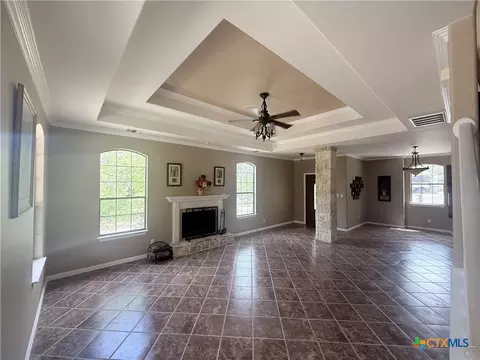 146 Creekview Dr, Canyon Lake, TX 78133