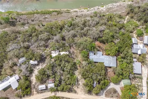 500 Hideaway Dr, Spring Branch, TX 78070