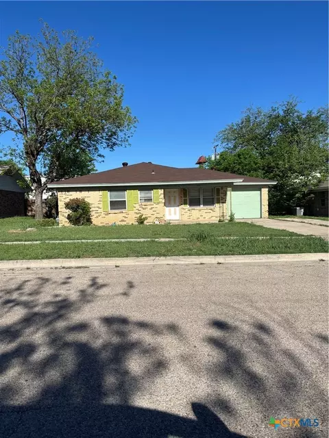 621 Bishop Dr, Killeen, TX 76541