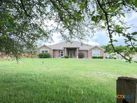 3941 Wells Dr, Kempner, TX 76539