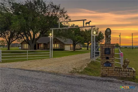 4421 Knob Creek Rd, Temple, TX 76501
