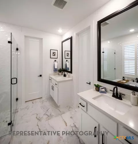 Bath - 8808 Fallkill Dr, Austin, TX 78744 photo 1 of 4
