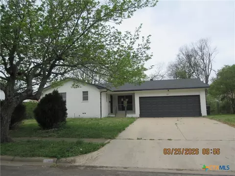 1401 Pine Dr, Killeen, TX 76543