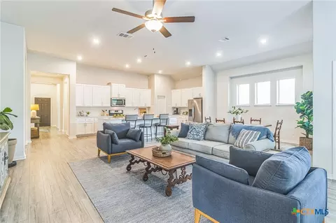 7901 Sunrise Ravine Pass, Lago Vista, TX 78645