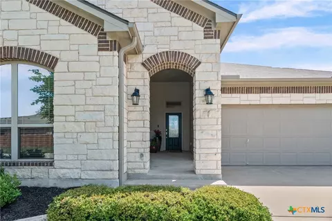 815 Cross Dr, Temple, TX 76502