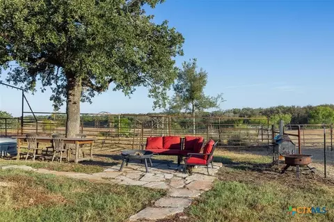 Exterior - 3270 Fm 671, Luling, TX 78648 photo 5 of 7