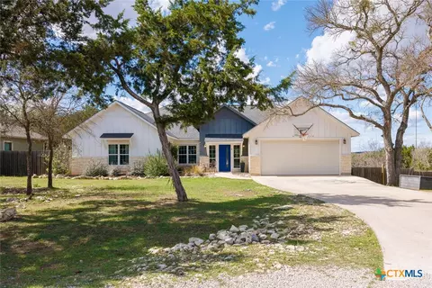8 Butterfly St, Wimberley, TX 78676