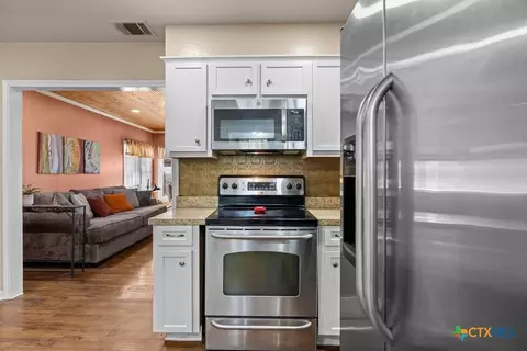 Kitchen - 312 Gerald Dr, Blanco, TX 78606 photo 2 of 2