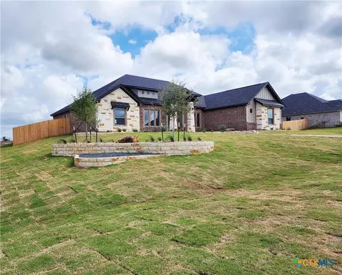 301 Rodeo Rd, Salado, TX 76571