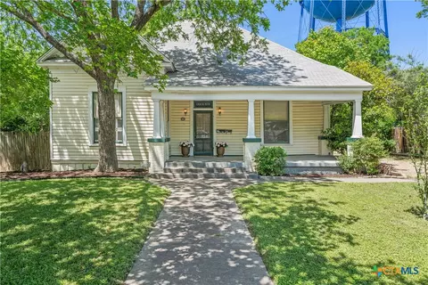1306 N 15th St, Temple, TX 76501