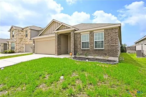 447 Agave Flats Dr, New Braunfels, TX 78130