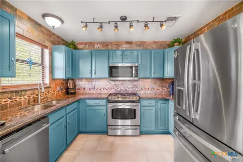 Kitchen - 205 E Bay Ave, Seadrift, TX 77983 photo 3 of 3