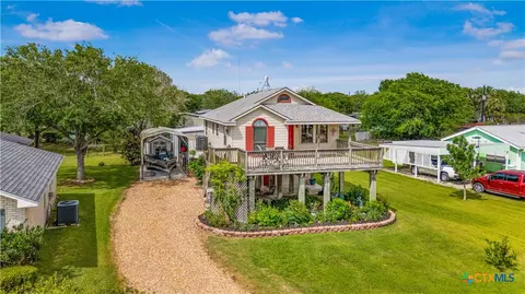 Other - 205 E Bay Ave, Seadrift, TX 77983 photo 3 of 11