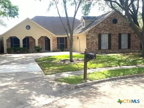 107 Bramble Bush Ln, Victoria, TX 77904
