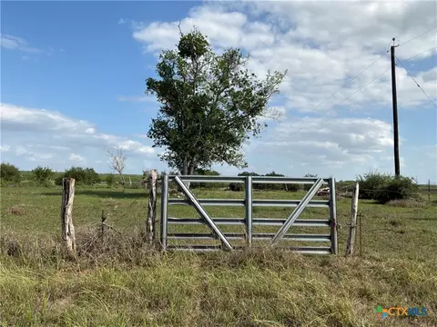 tbd Fm 77, Gonzales, TX 78629