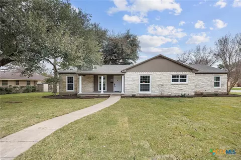 615 W Royal Ave, Temple, TX 76501