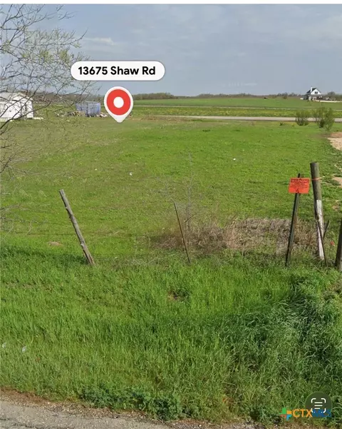 13675 Shaw Rd, Rogers, TX 76569