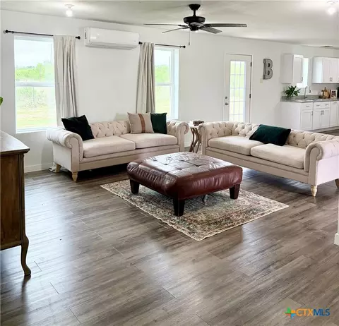 Living - 950 Highsmith Rd, Luling, TX 78648 photo 1 of 2
