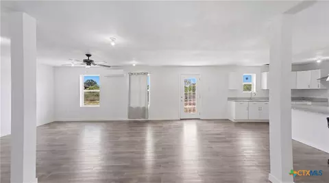 Living - 950 Highsmith Rd, Luling, TX 78648 photo 2 of 2