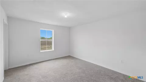 Bedroom - 950 Highsmith Rd, Luling, TX 78648 photo 3 of 4