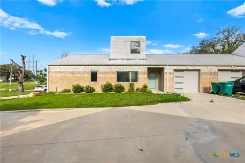 2819 Lone Oak Dr, Belton, TX 76513