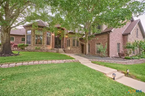 2205 Sunrise Dr, Belton, TX 76513