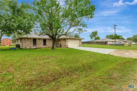 401 Viking St, Victoria, TX 77905