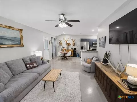 1202 E Avenue F, Lampasas, TX 76550